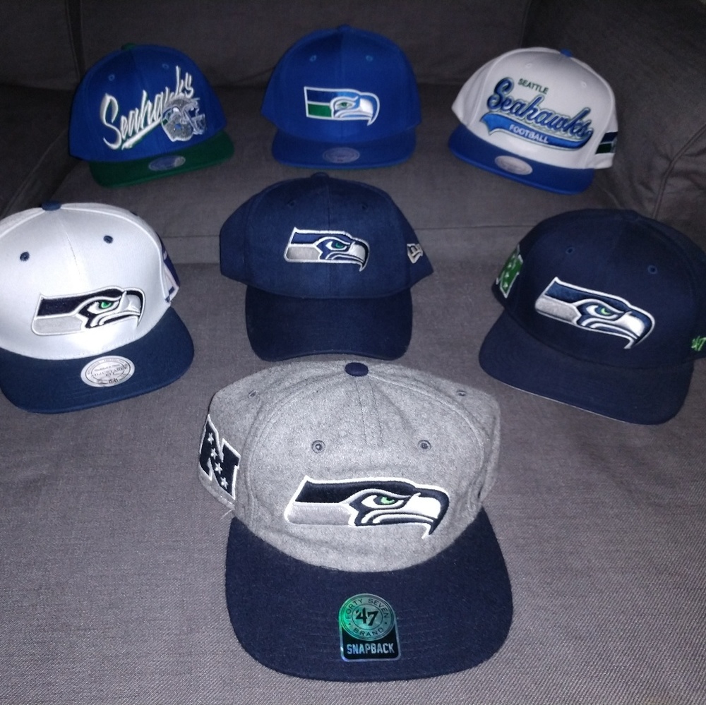 Seattle Seahawks 7 hat bundle